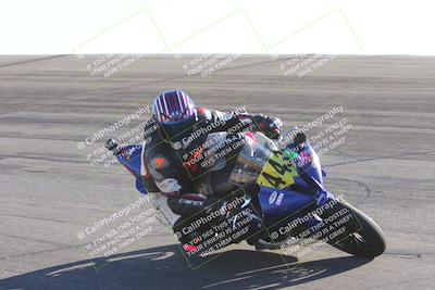 media/Nov-17-2024-CVMA (Sun) [[1fec520723]]/Race 11-Amateur Supersport Open/